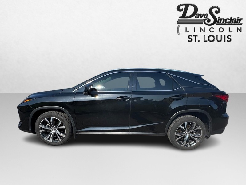 Lexus RX Vehicle Full-screen Gallery Image 09
