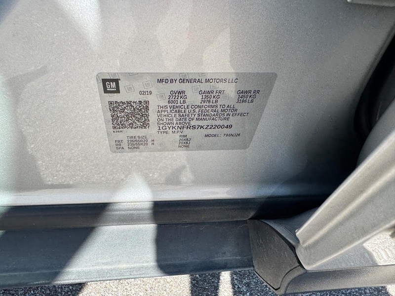 Cadillac XT5 Vehicle Full-screen Gallery Image 26