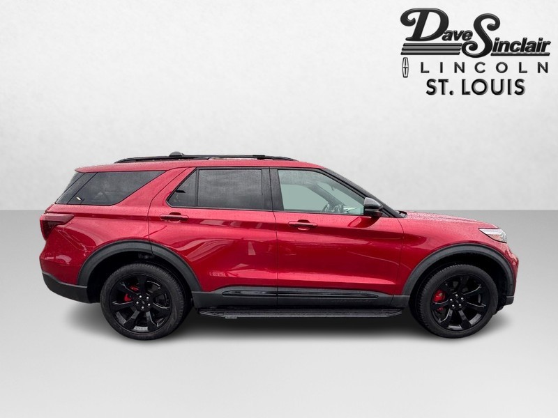 Ford Explorer Vehicle Full-screen Gallery Image 04