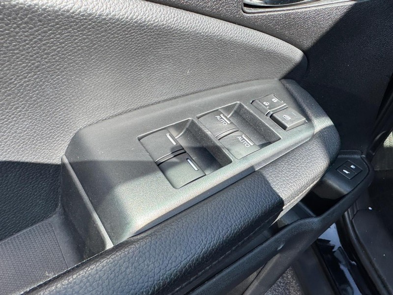 Honda Pilot Vehicle Full-screen Gallery Image 19