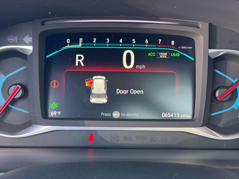 Honda Pilot Vehicle Full-screen Gallery Image 27