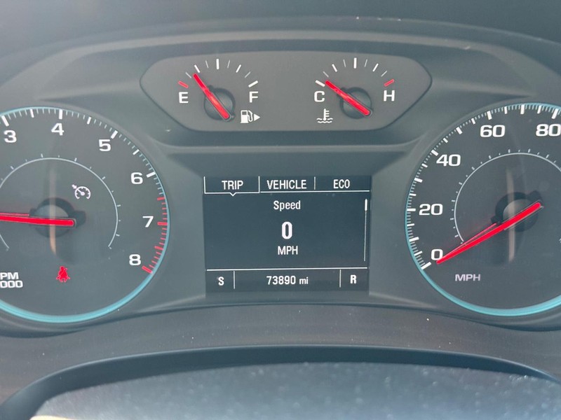 Chevrolet Malibu Vehicle Full-screen Gallery Image 23