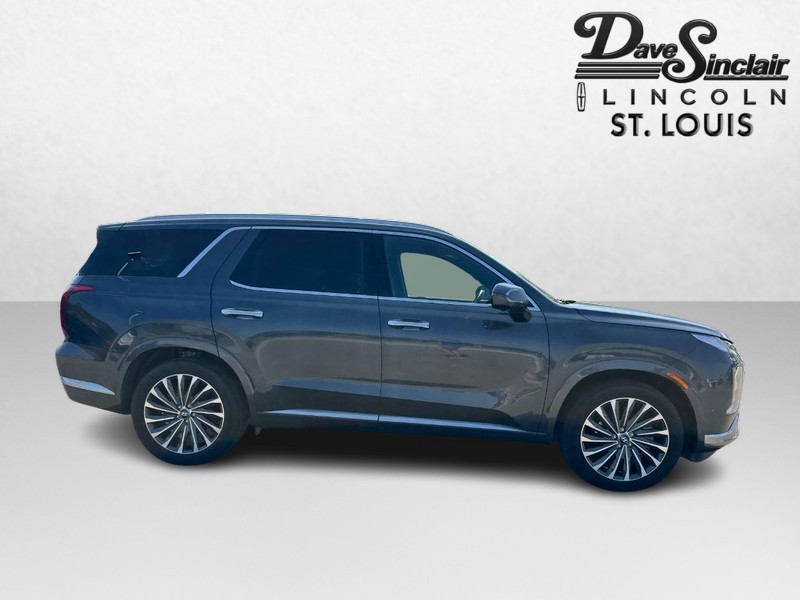 Hyundai Palisade Vehicle Full-screen Gallery Image 04