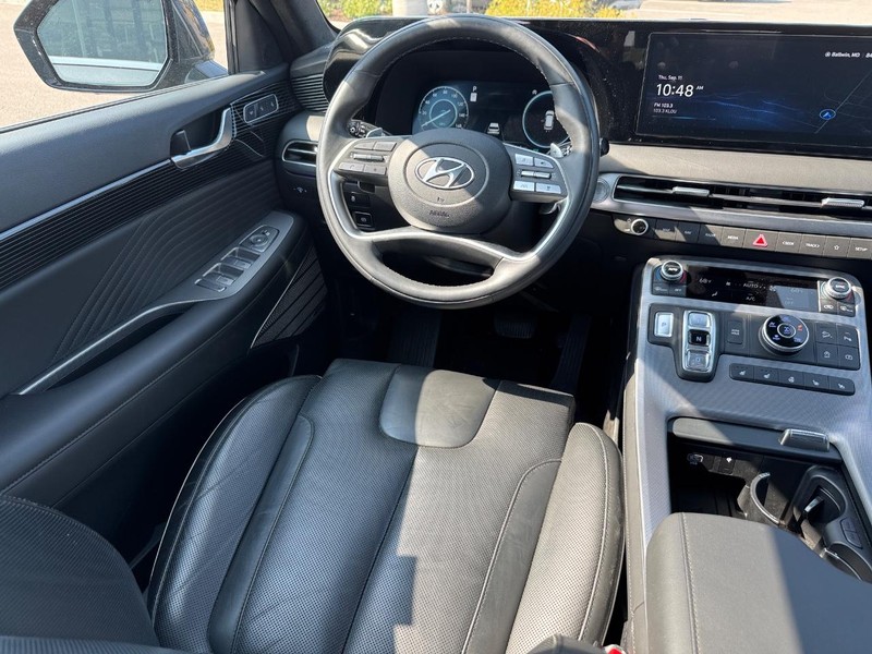 Hyundai Palisade Vehicle Full-screen Gallery Image 15