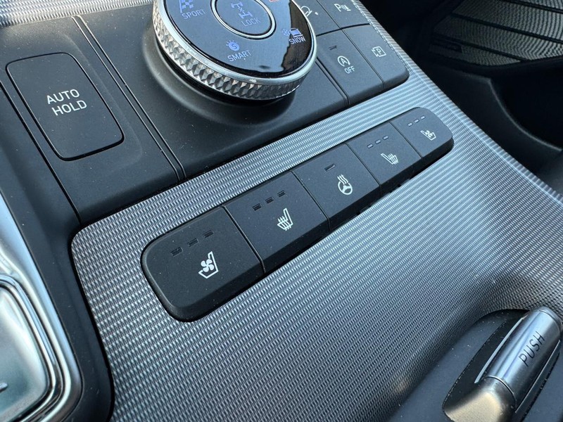 Hyundai Palisade Vehicle Full-screen Gallery Image 21