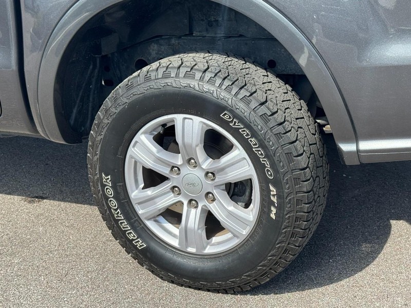 Ford Ranger Vehicle Full-screen Gallery Image 09