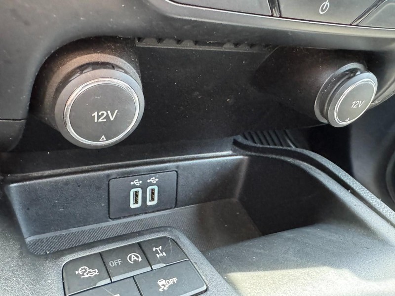 Ford Ranger Vehicle Full-screen Gallery Image 21