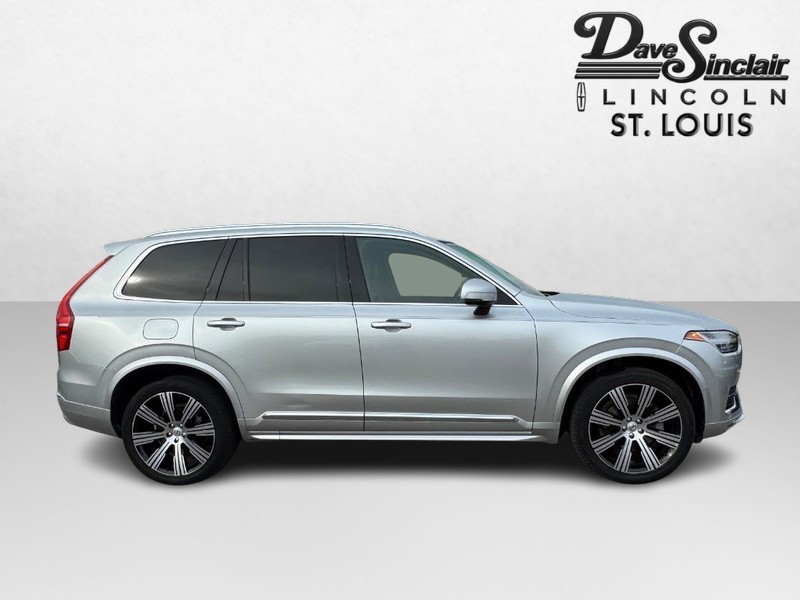 Volvo XC90 Vehicle Full-screen Gallery Image 04