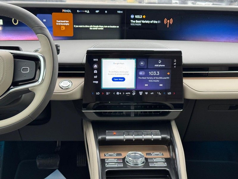 Lincoln Nautilus Vehicle Full-screen Gallery Image 15