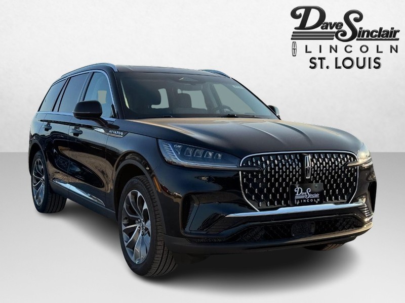 Lincoln Aviator Vehicle Full-screen Gallery Image 03