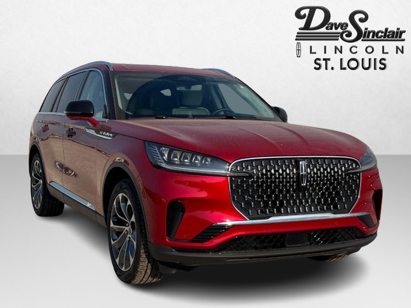 Lincoln Aviator Vehicle Full-screen Gallery Image 03