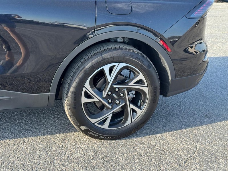 Lincoln Nautilus Vehicle Full-screen Gallery Image 09