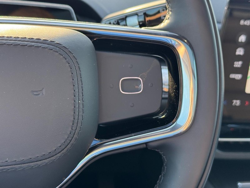 Lincoln Nautilus Vehicle Full-screen Gallery Image 21