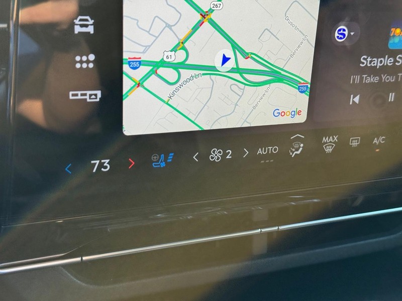 Lincoln Nautilus Vehicle Full-screen Gallery Image 23