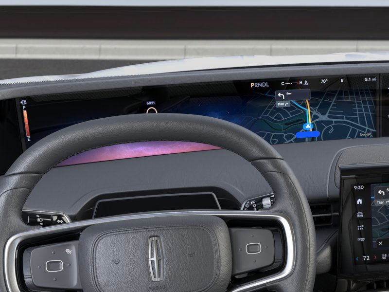 Lincoln Nautilus Vehicle Full-screen Gallery Image 14