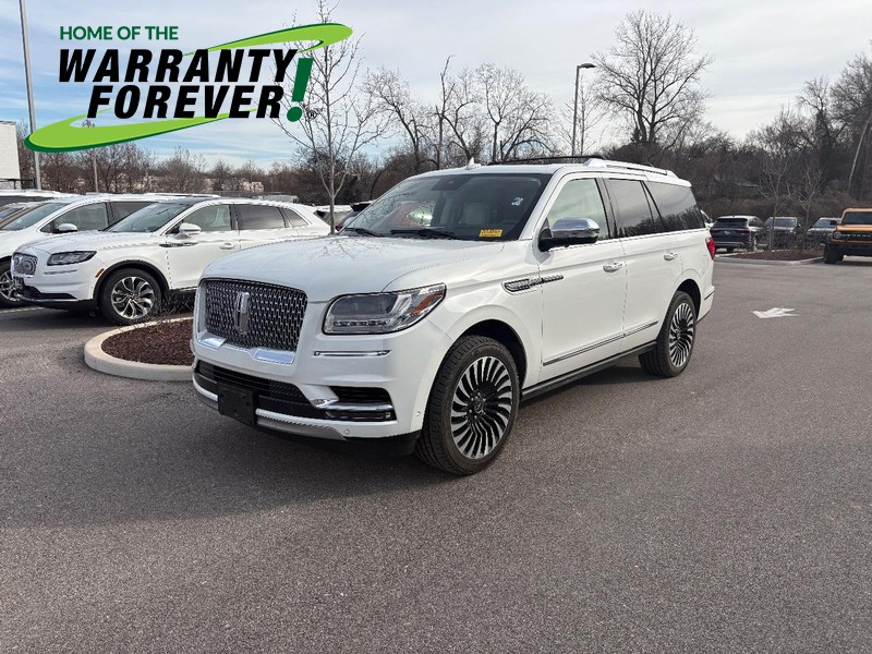 2021 Lincoln Navigator Black Label's photo