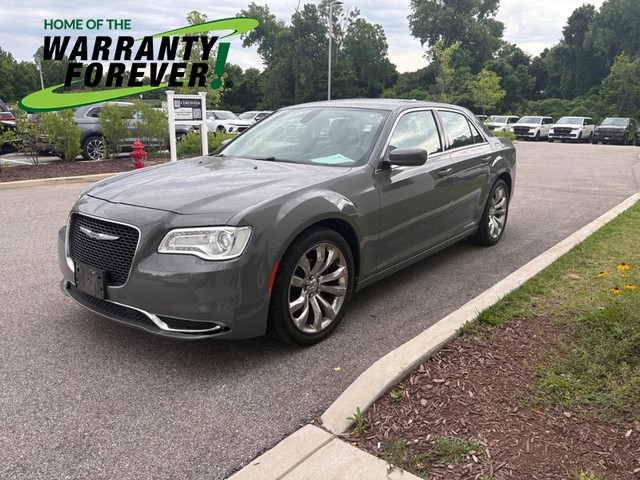 Ballwin MO 2019 Chrysler 300 more details - chrysler 300
