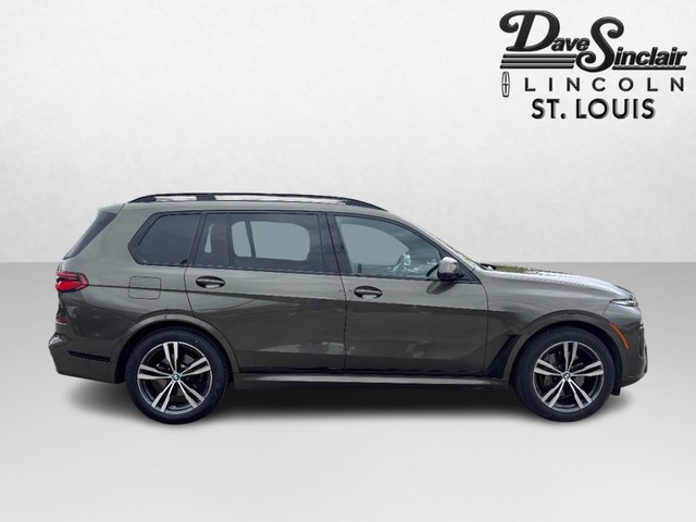 2025 BMW X7