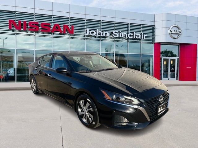 Cape Girardeau MO 2025 Nissan Altima more details - nissan altima