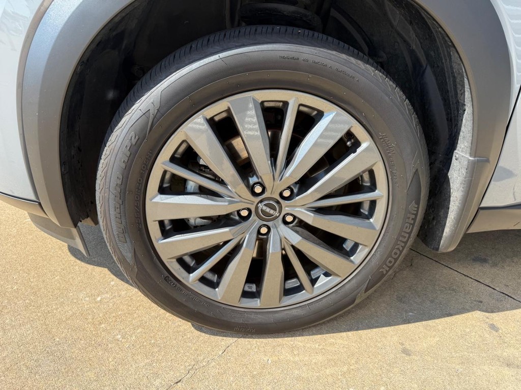 Nissan Pathfinder Vehicle Full-screen Gallery Image 41