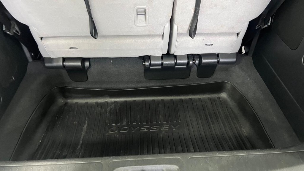 Honda Odyssey Vehicle Full-screen Gallery Image 19