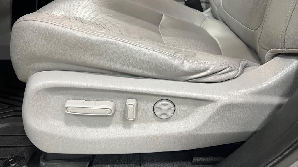 Honda Odyssey Vehicle Full-screen Gallery Image 30