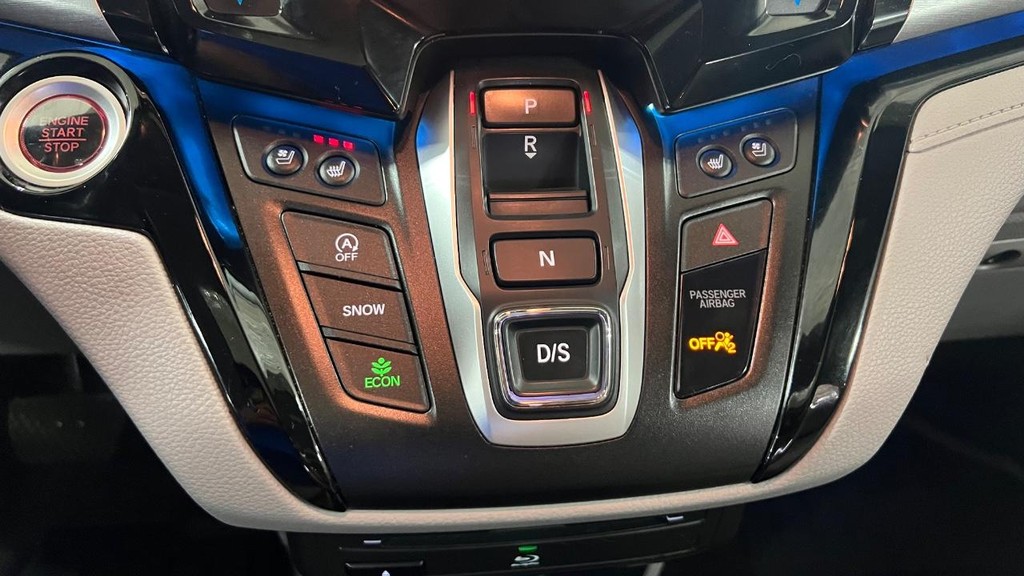 Honda Odyssey Vehicle Full-screen Gallery Image 38