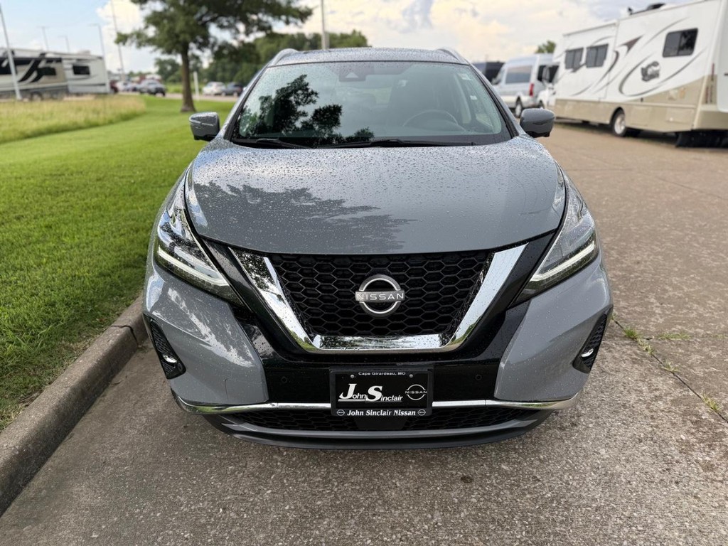 Nissan Murano Vehicle Full-screen Gallery Image 33