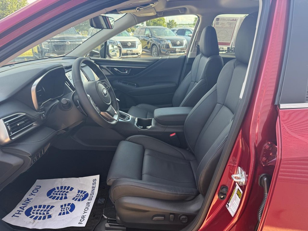 Subaru Outback Vehicle Full-screen Gallery Image 08