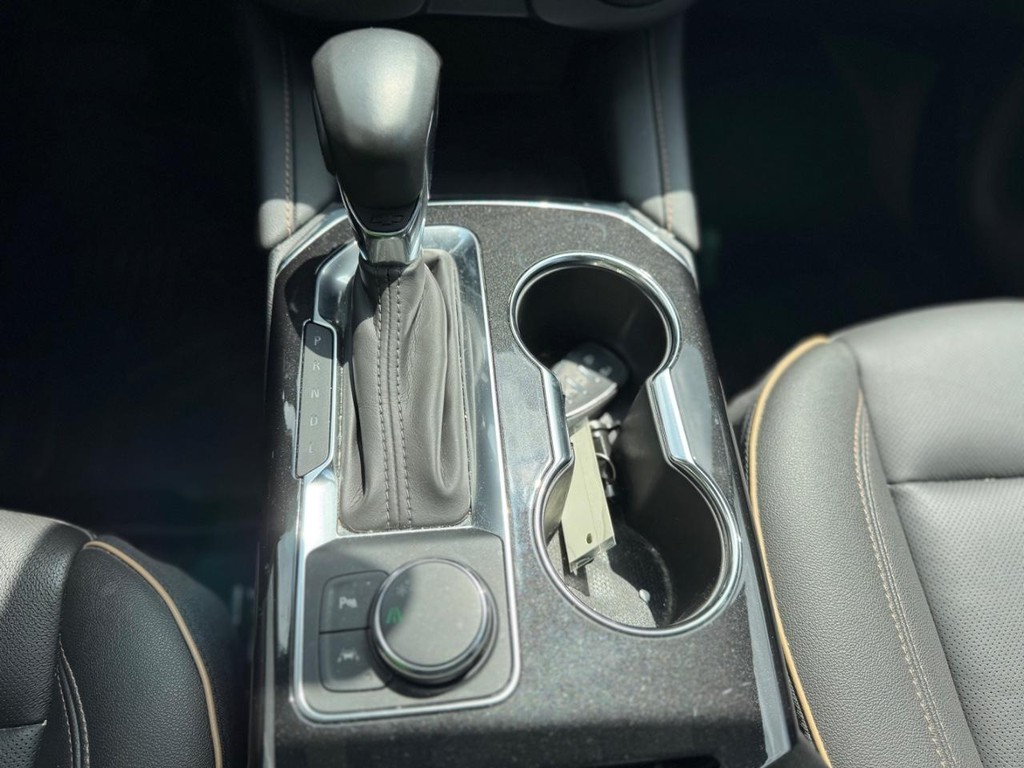 Chevrolet Blazer Vehicle Full-screen Gallery Image 04