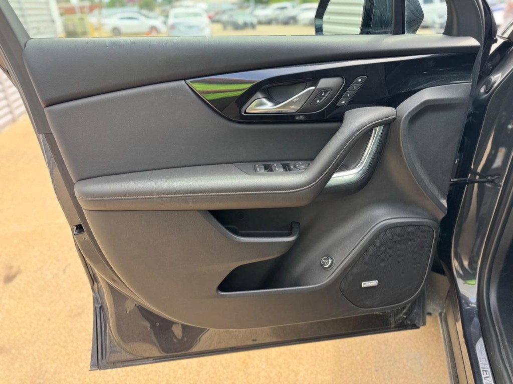 Chevrolet Blazer Vehicle Full-screen Gallery Image 07