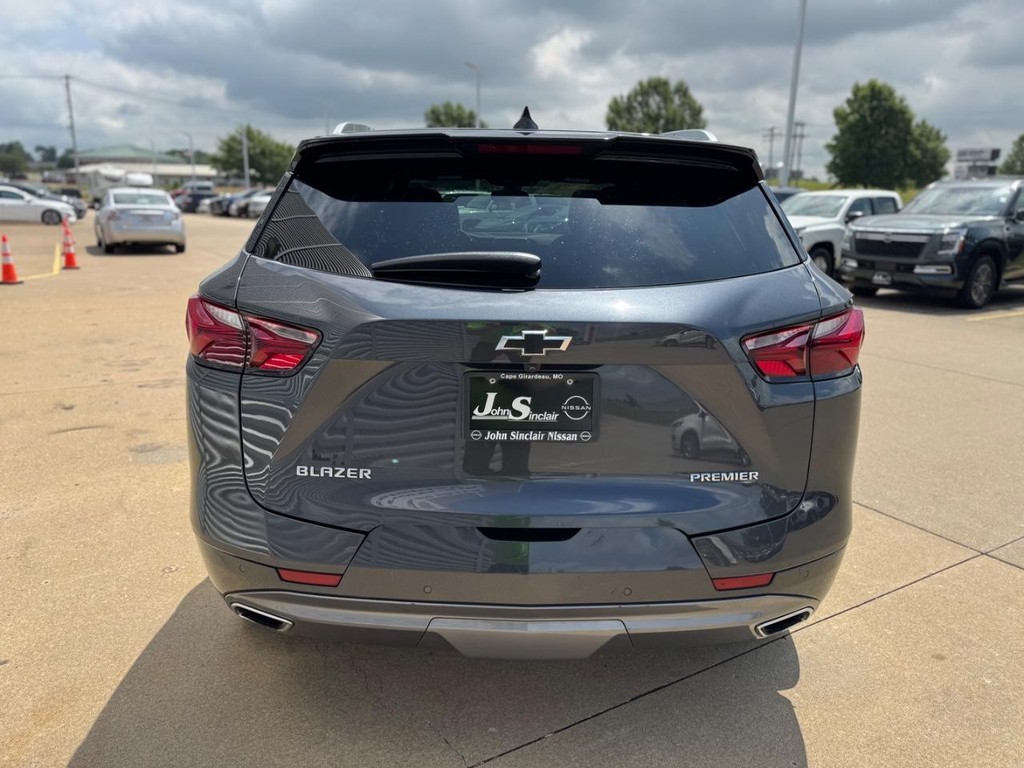 Chevrolet Blazer Vehicle Full-screen Gallery Image 24