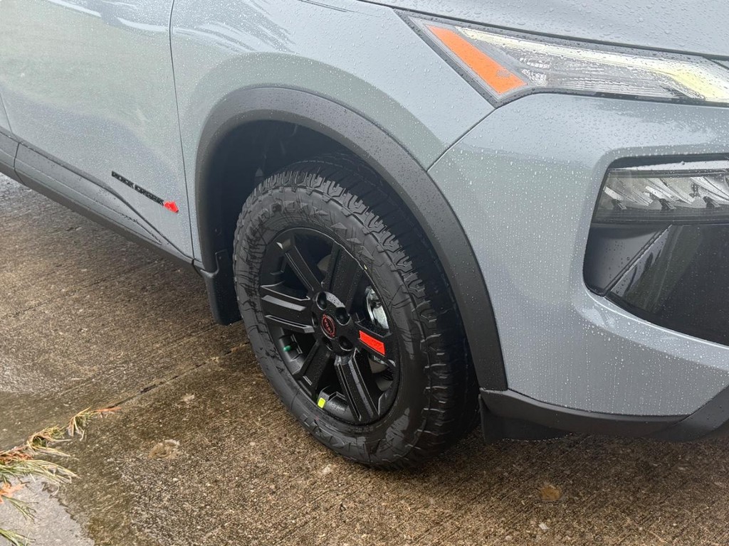 Nissan Rogue Vehicle Full-screen Gallery Image 21