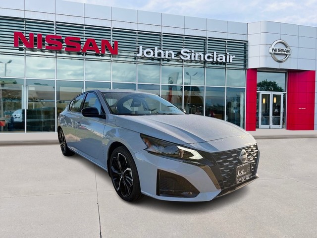 Cape Girardeau MO 2025 Nissan Altima more details - nissan altima