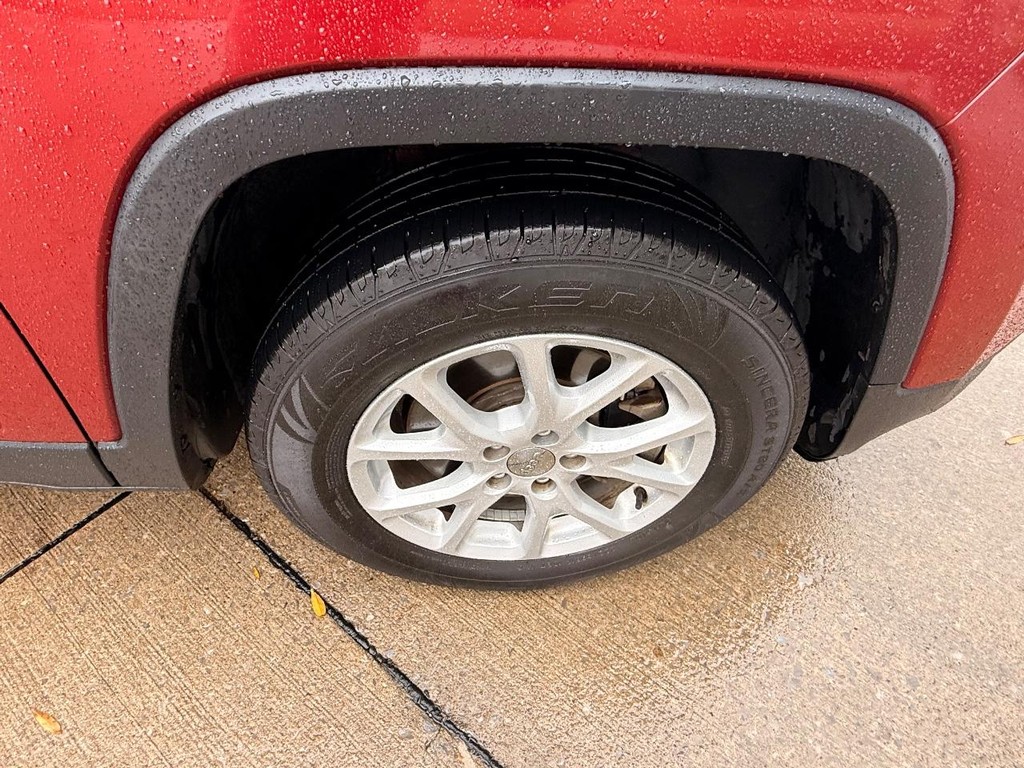 Jeep Cherokee Vehicle Full-screen Gallery Image 10