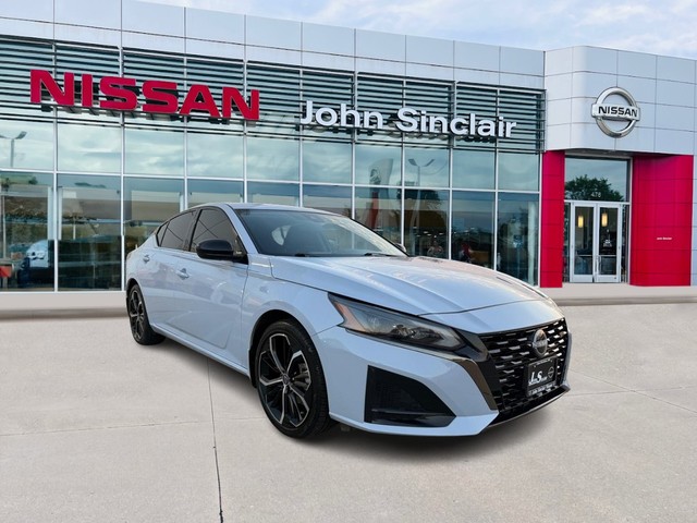 Cape Girardeau MO 2025 Nissan Altima more details - nissan altima