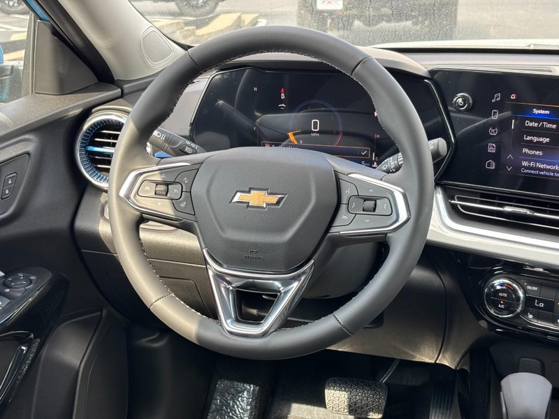 Chevrolet Trax Vehicle Image 08