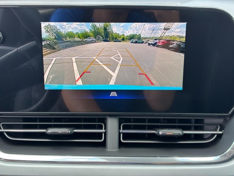 Chevrolet Trax Vehicle Image 18