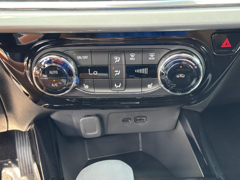 Chevrolet Trax Vehicle Image 19