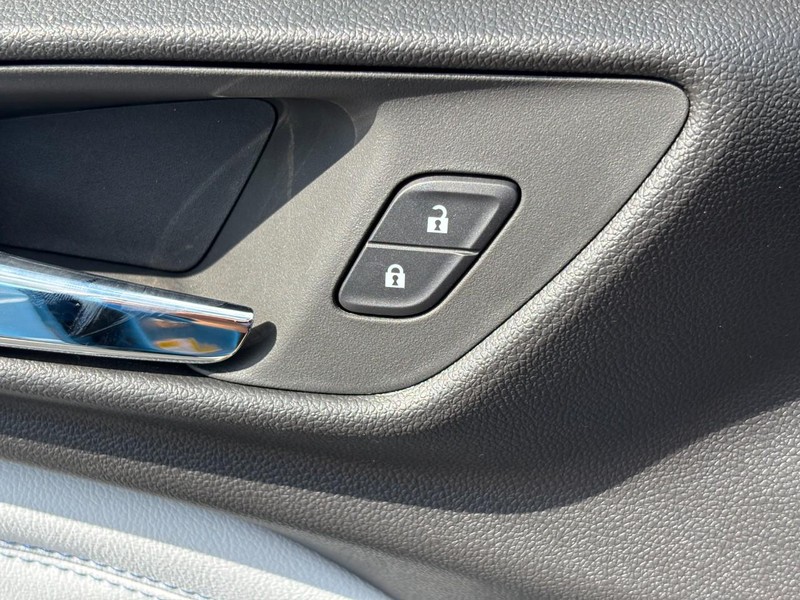 Chevrolet Trax Vehicle Image 21