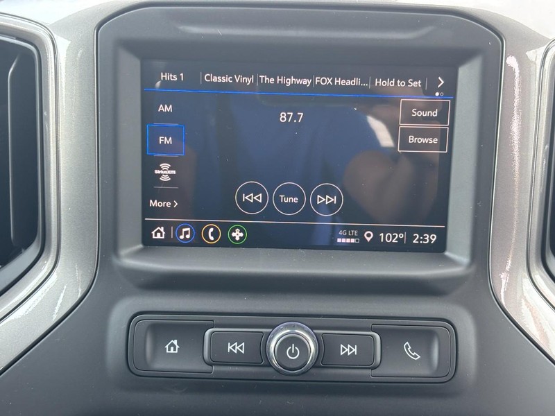 Chevrolet Silverado 1500 Vehicle Image 06