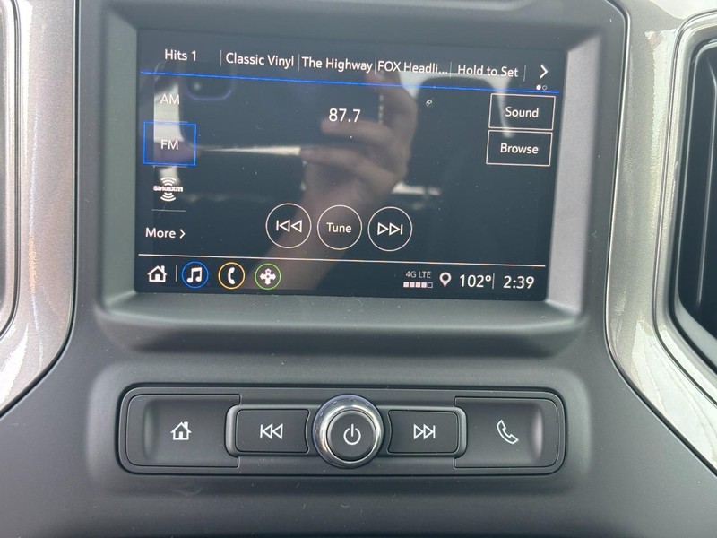 Chevrolet Silverado 1500 Vehicle Image 13