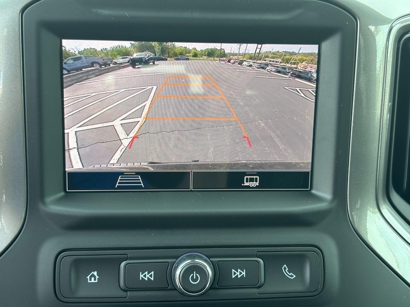 Chevrolet Silverado 1500 Vehicle Image 14