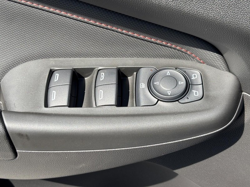 Chevrolet TrailBlazer Vehicle Image 20