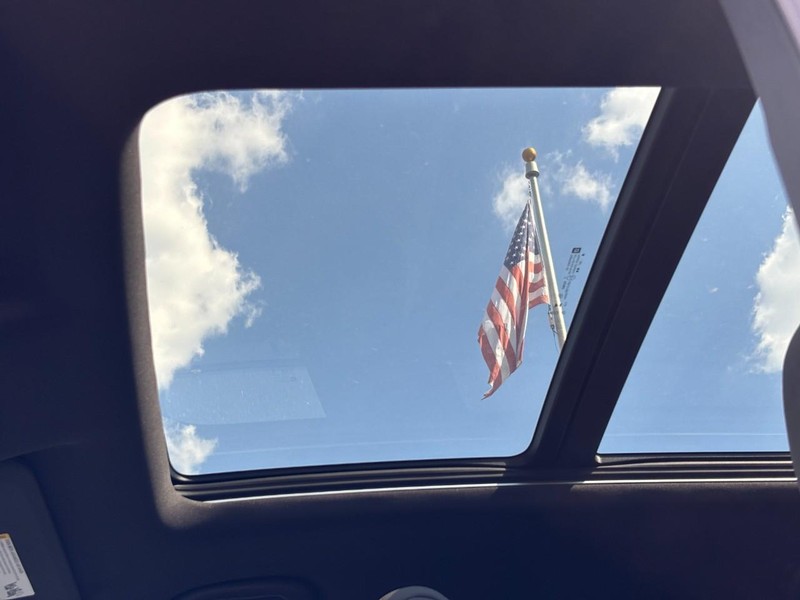 Chevrolet TrailBlazer Vehicle Image 23