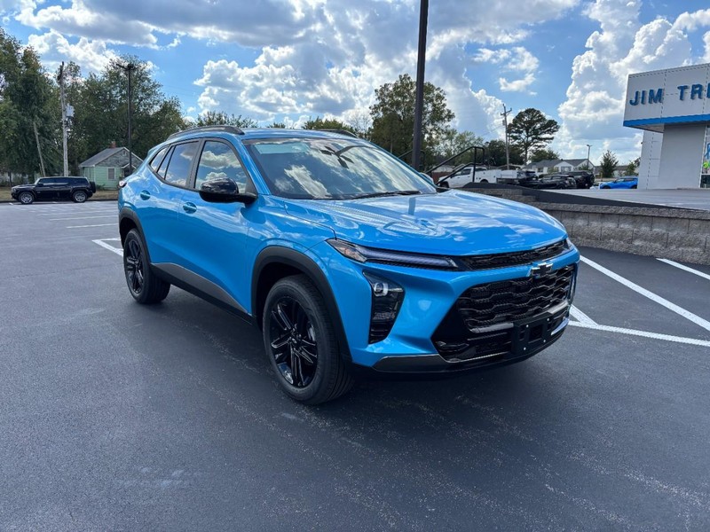 Chevrolet Trax Vehicle Image 02