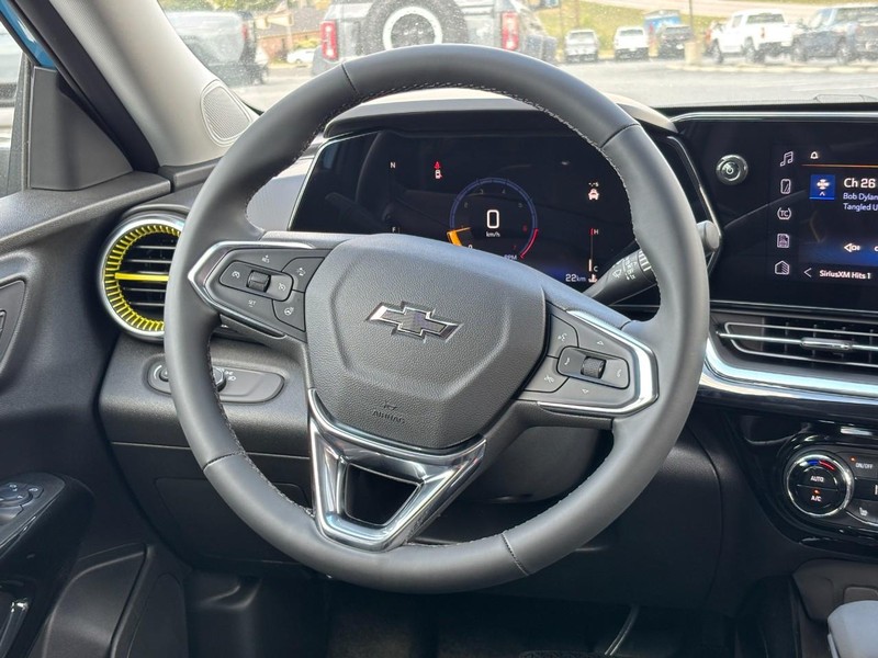 Chevrolet Trax Vehicle Image 08