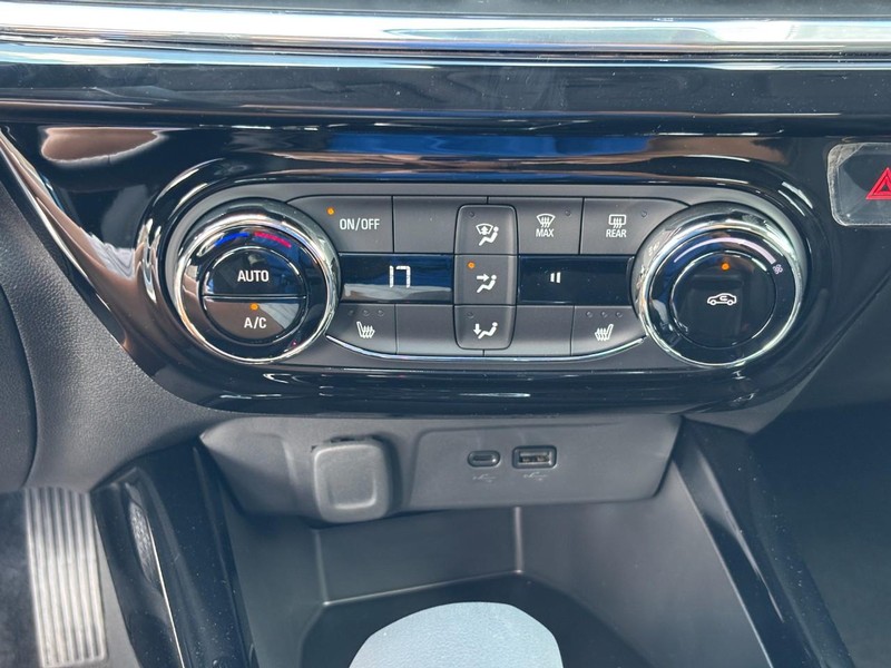 Chevrolet Trax Vehicle Image 19