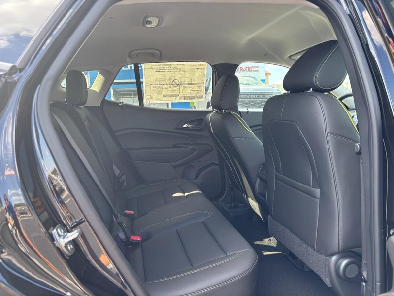 Chevrolet Trax Vehicle Image 06