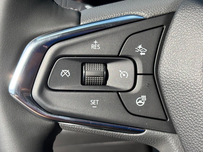 Chevrolet Trax Vehicle Image 14